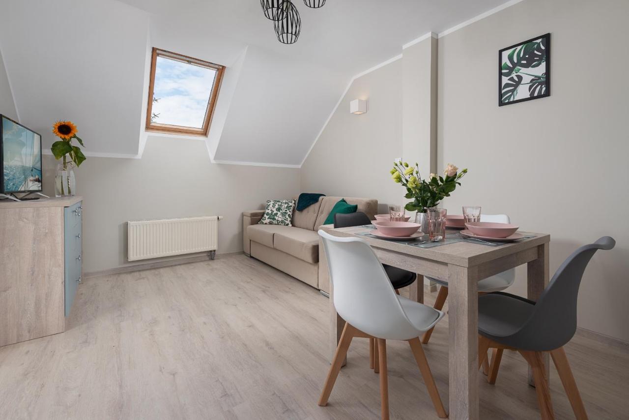 Roza Baltyku - Apartamenty I Pokoje A Dębki Exterior foto